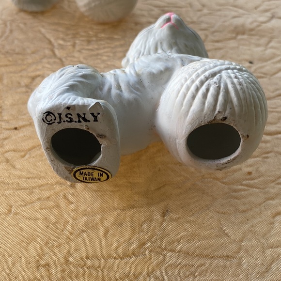 J.S.N.Y Vintage Cat Figurines - Picture 3 of 3